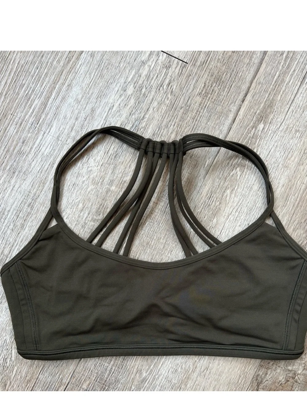 LULULEMON Lighten Up Strappy Sports Bra olive green size 8